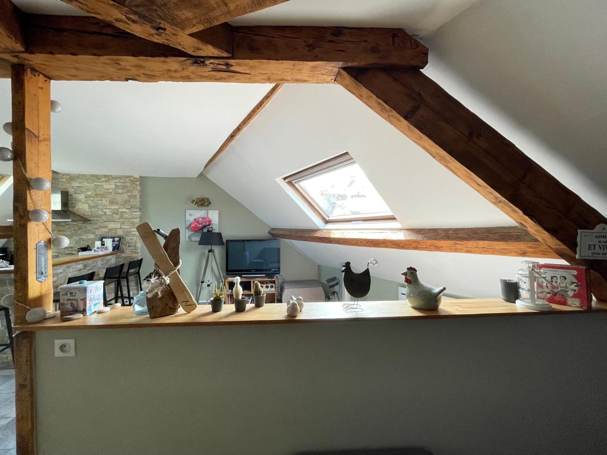 Les Combles De L Aure Grand Studio Cosy Confortable Classe 3 Etoiles Centre Bayeux 2 Mn A Pied Cathedrale Proche Plages Du Debarquement Exterior foto