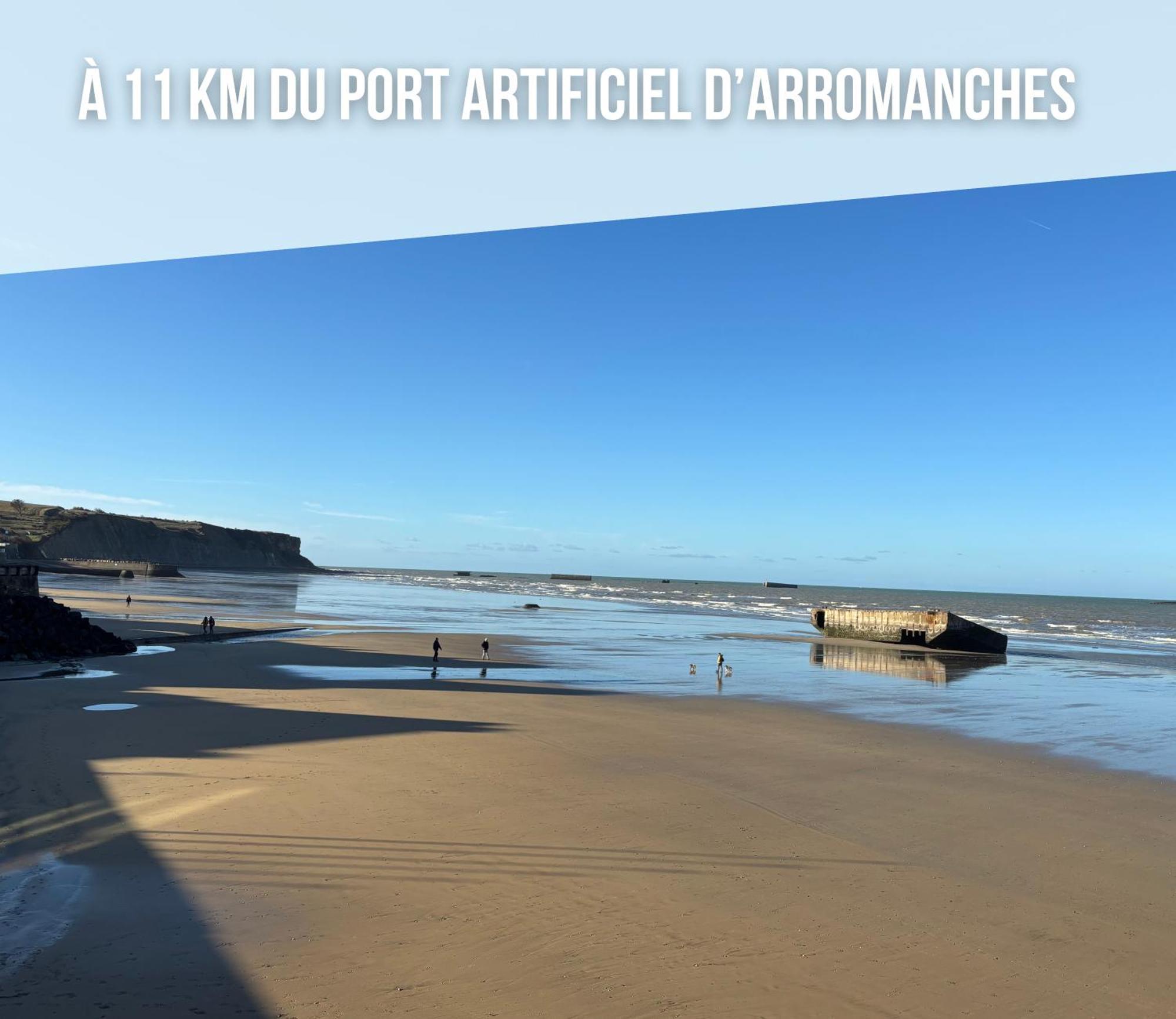 Les Combles De L Aure Grand Studio Cosy Confortable Classe 3 Etoiles Centre Bayeux 2 Mn A Pied Cathedrale Proche Plages Du Debarquement Exterior foto